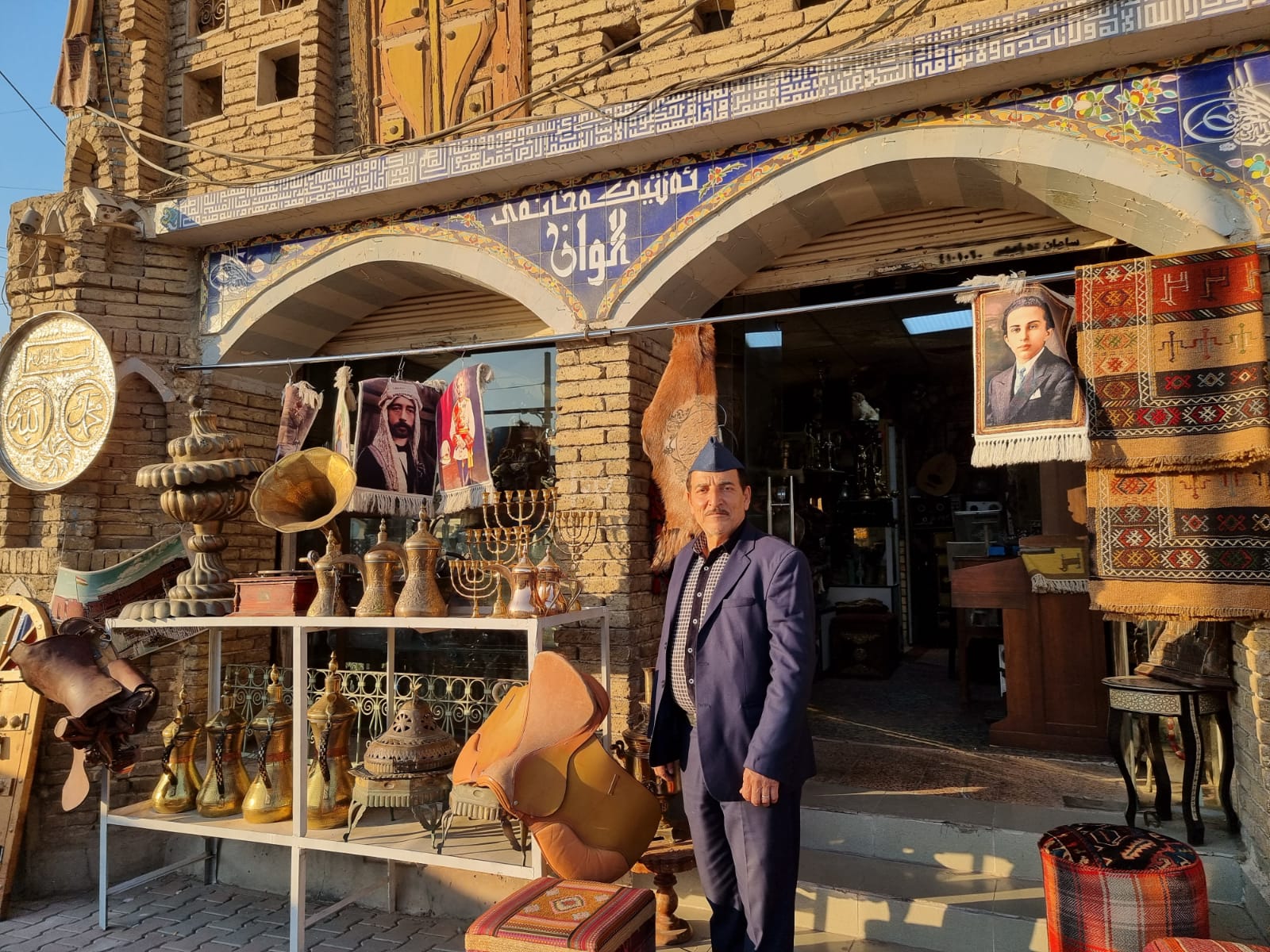 Khalis Yunus Mustafa, born in 1956 near Erbil citadel, runs the Qala antique shop behind the Erbil’s main bazaar and citadel (Photo: Wladimir van Wilgenburg/Kurdistan 24).